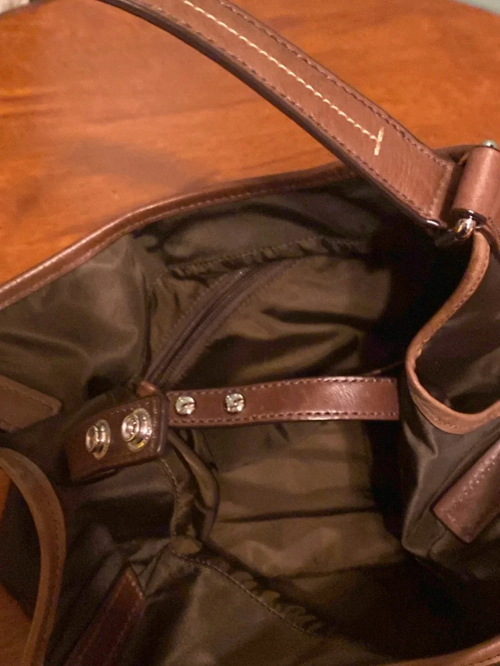 Tumi spacious shoulder
